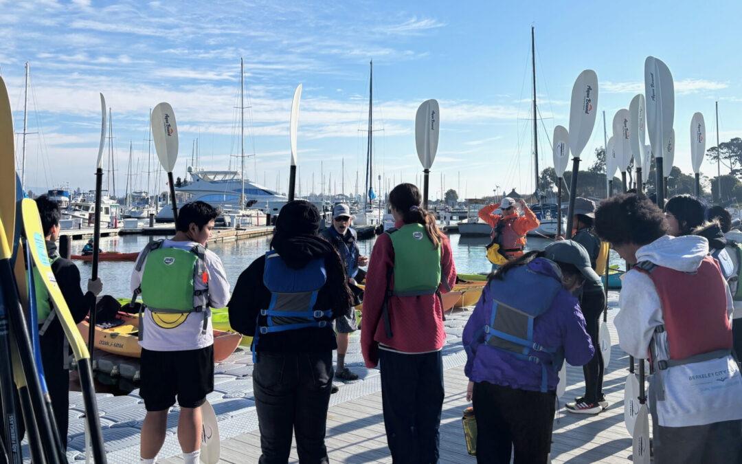 Oakland High Schoolers Sample Local Kayaking