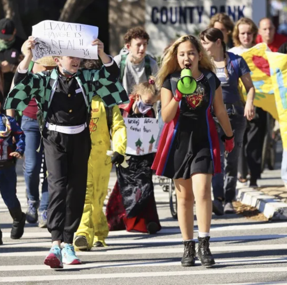 santa cruz youth protestors.